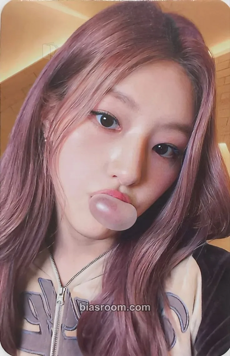 Haneul Born to be XX Photocard - KISS OF LIFE - KISS OF LIFE K-pop photocard