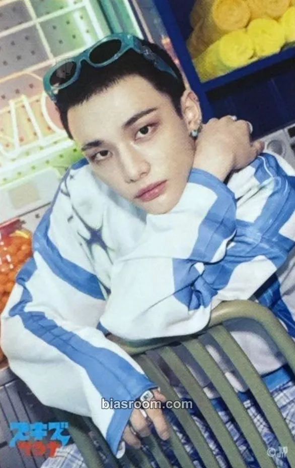 Hyunjin SKZ Sauna - JYP Japan Pop-Up Store 2025 Photocard - Stray Kids - Stray Kids K-pop photocard