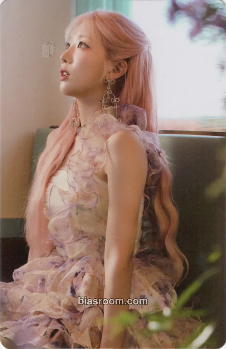 Kim Lip Flip That Photocard - LOONA - LOONA K-pop photocard