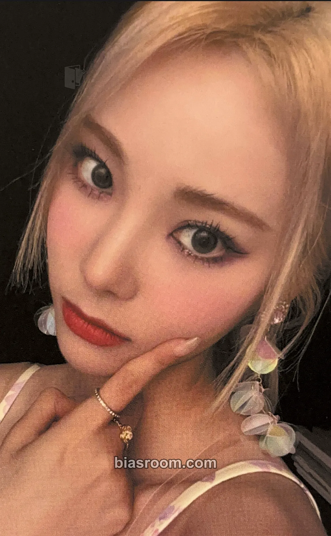 JinSoul Flip That Photocard - LOONA - LOONA K-pop photocard
