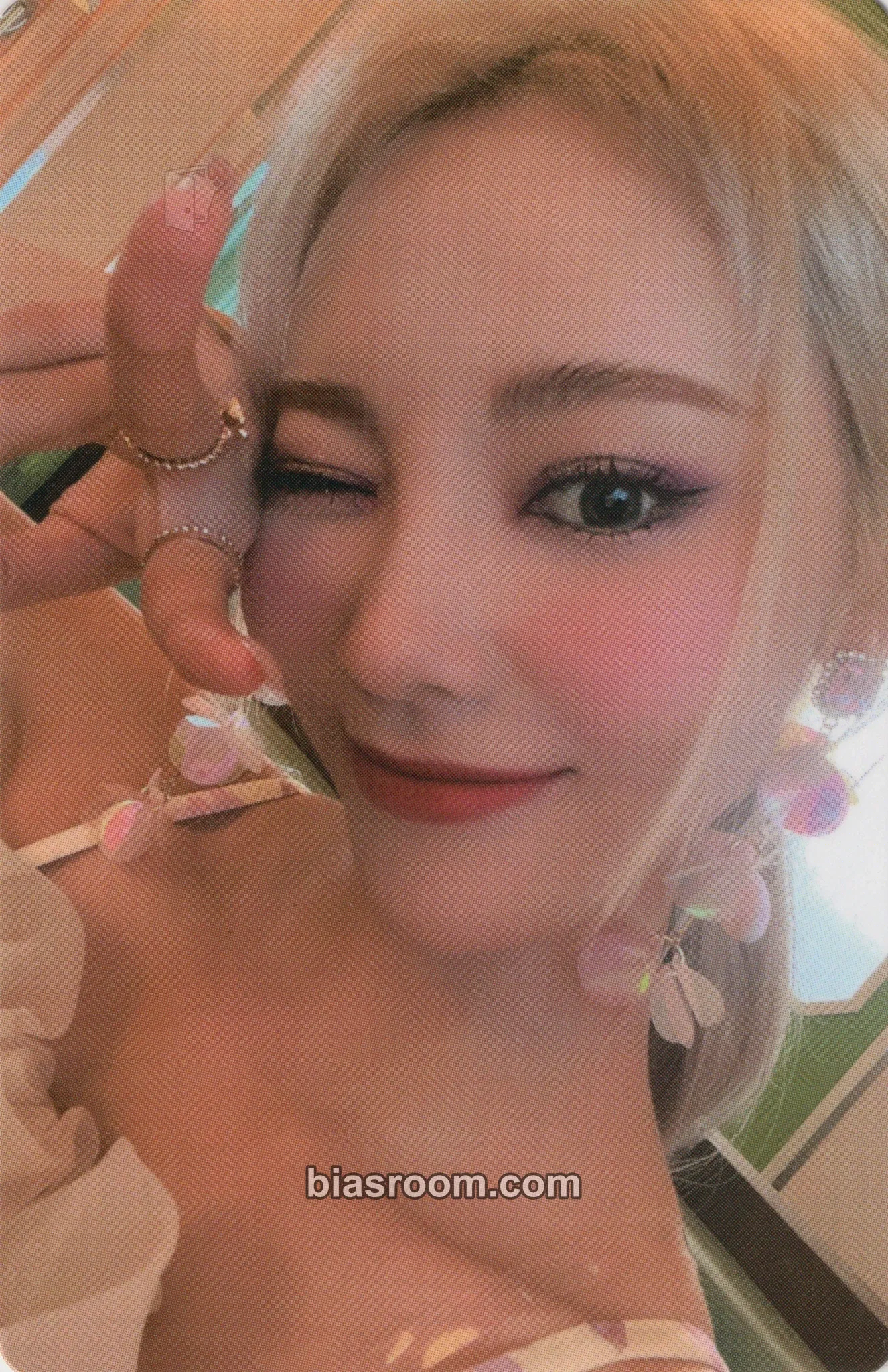 JinSoul Flip That Photocard - LOONA - LOONA K-pop photocard