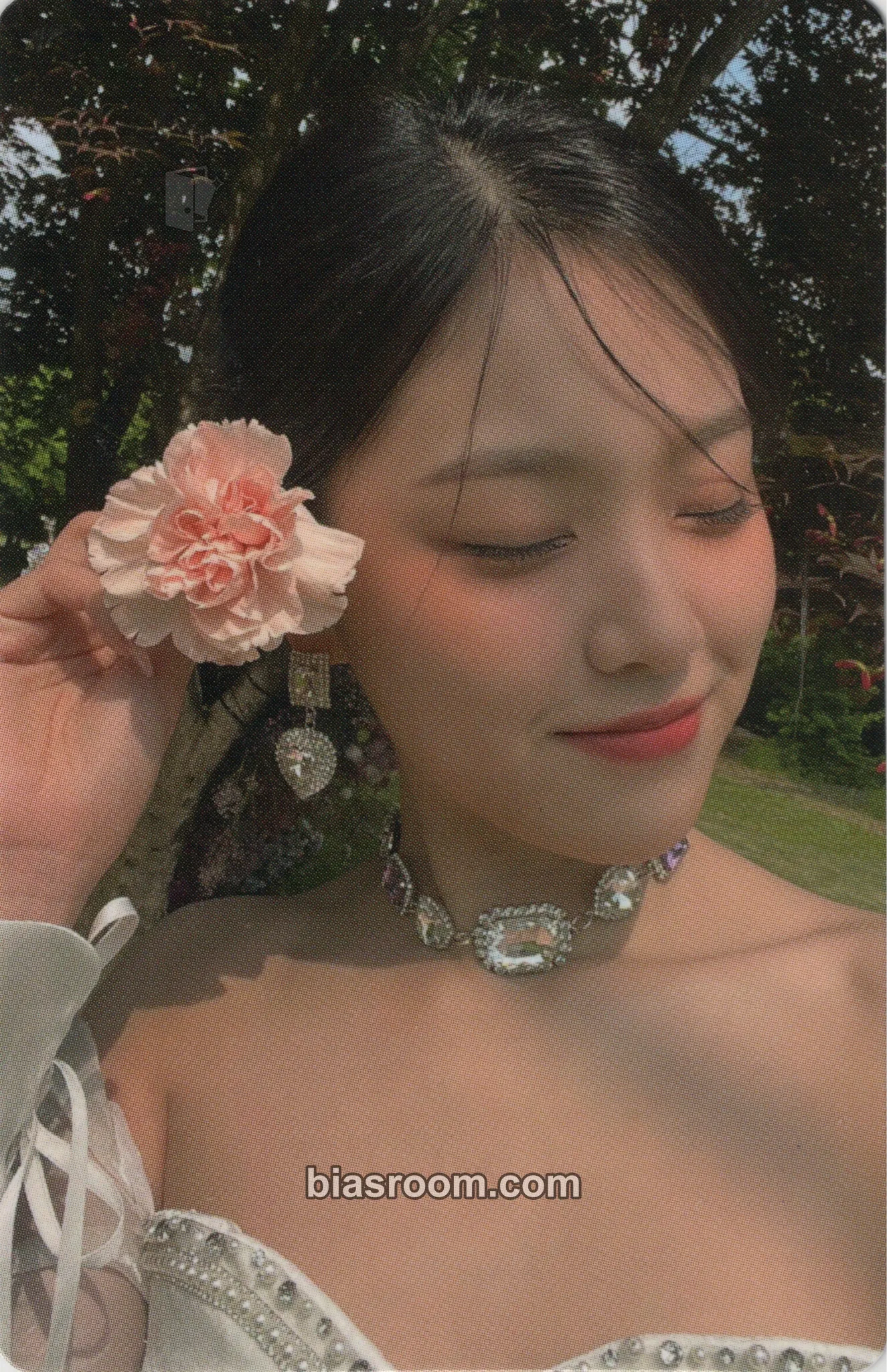 HyunJin Flip That Photocard - LOONA - LOONA K-pop photocard