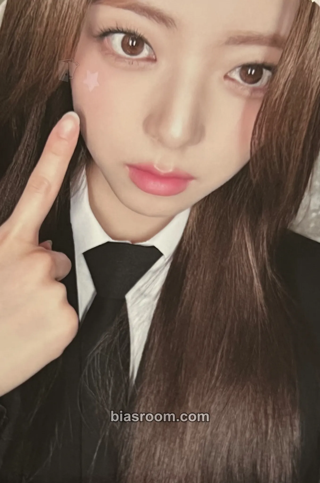 Yuna GOLD Photocard - ITZY - ITZY K-pop photocard