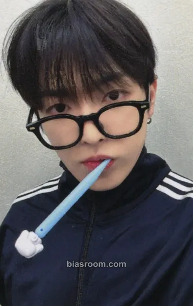 Hongjoong GOLDEN HOUR : Part.2 Photocard - ATEEZ - ATEEZ K-pop photocard