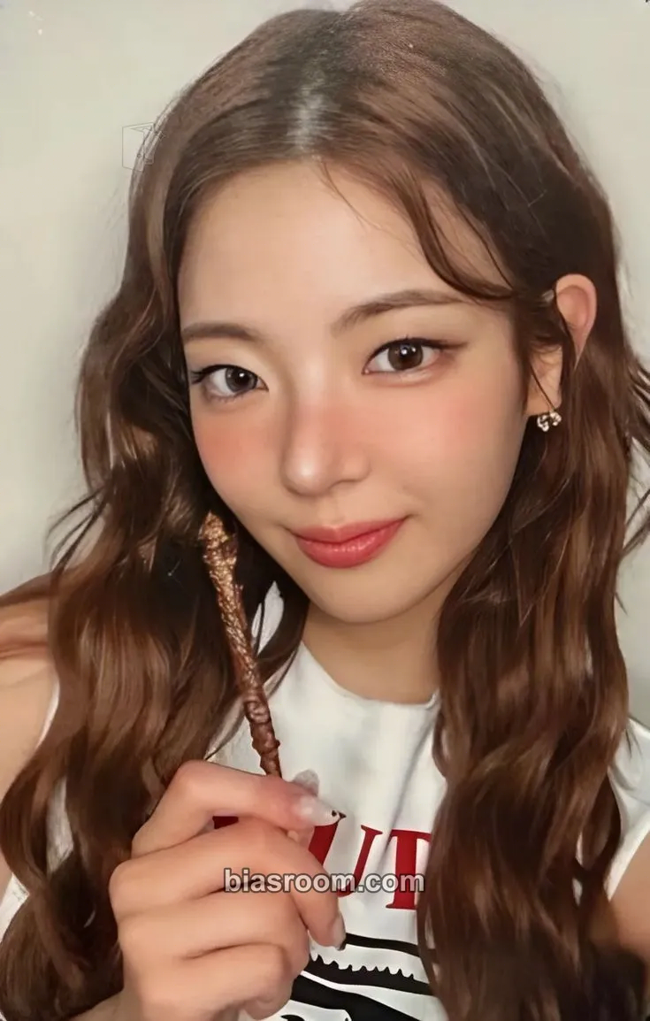 Lia GOLD Photocard - ITZY - ITZY K-pop photocard