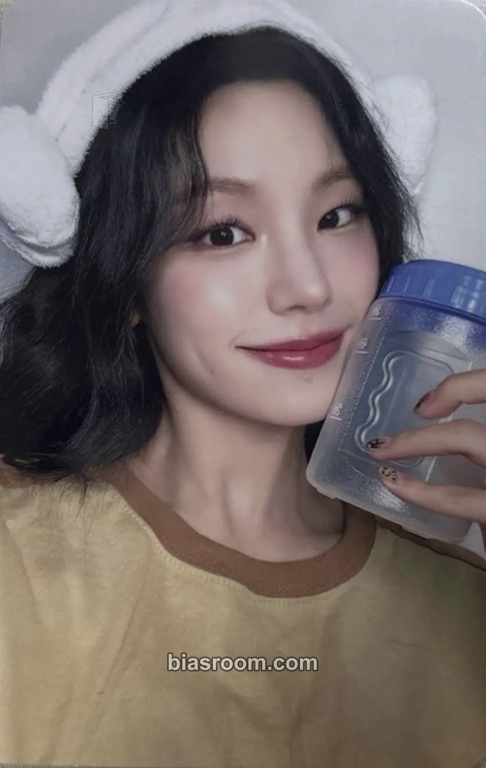 Yeji GOLD Photocard - ITZY - ITZY K-pop photocard