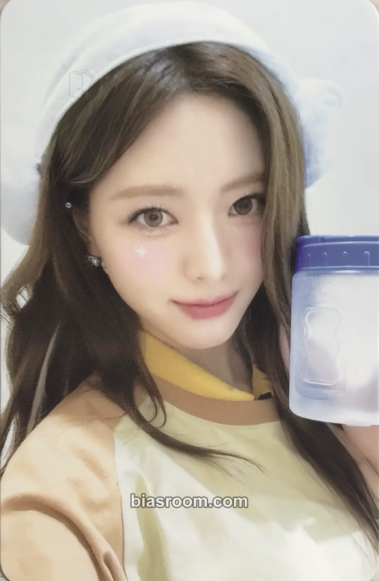 Yuna GOLD Photocard - ITZY - ITZY K-pop photocard