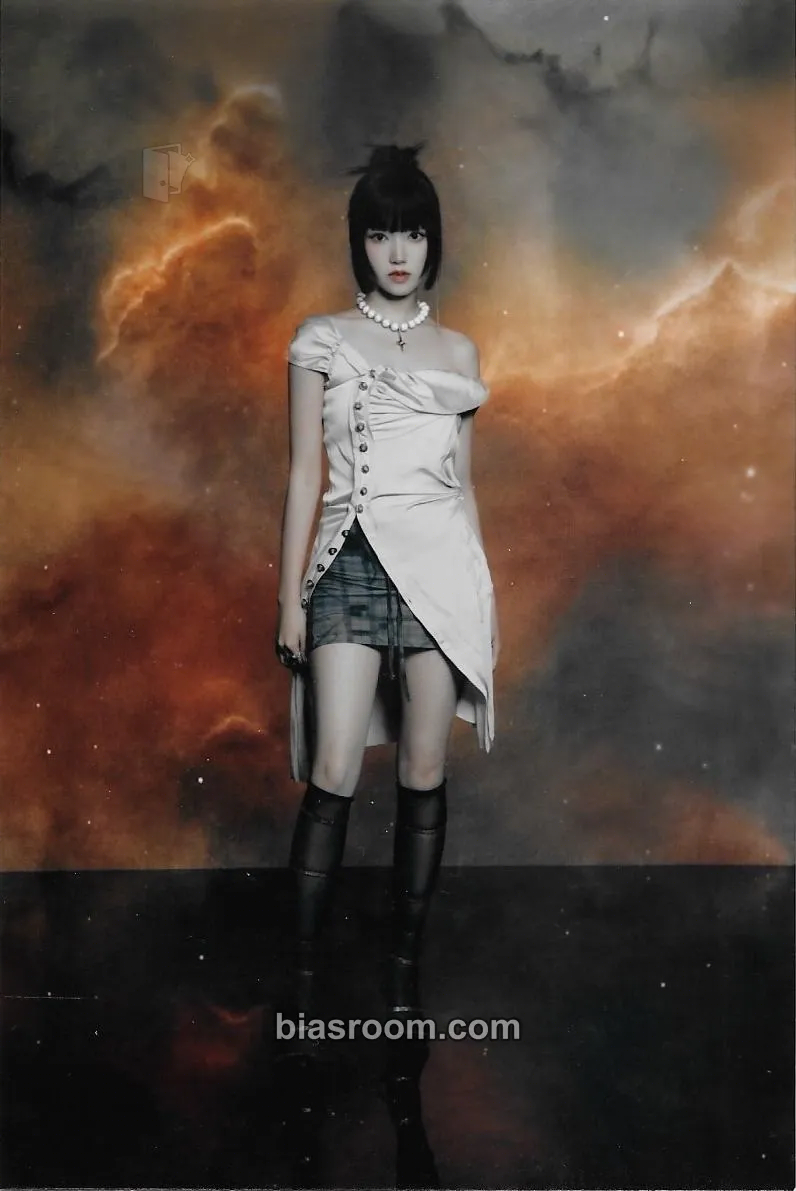 Go Won LOOSSEMBLE 1st USA Tour: Loona Assemble: the U.S. Debut Ceremony Photocard - Loossemble - Loossemble K-pop photocard
