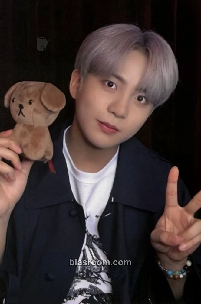 Jongho THE WORLD EP.2 : OUTLAW Photocard - ATEEZ - ATEEZ K-pop photocard