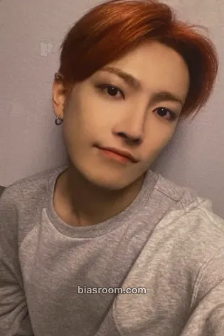Hongjoong MIGHTEEZ Photocard - ATEEZ - ATEEZ K-pop photocard