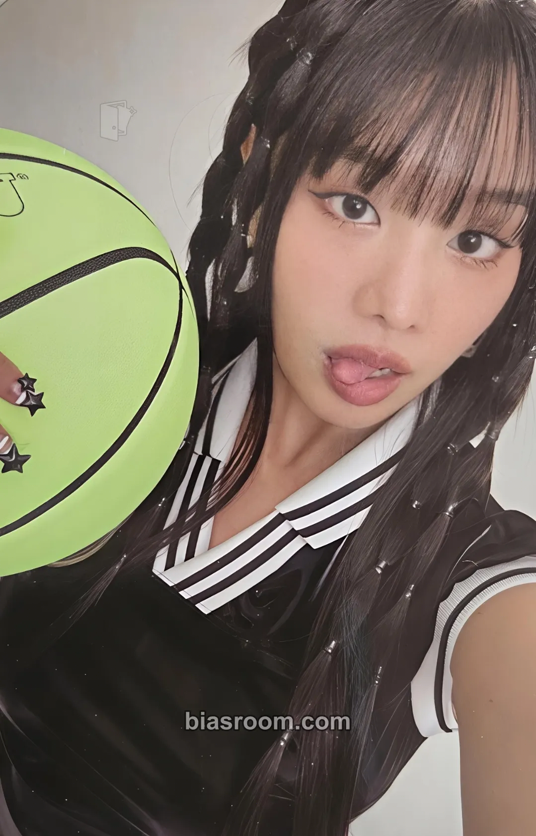 Natty 224 Photocard - KISS OF LIFE - KISS OF LIFE K-pop photocard
