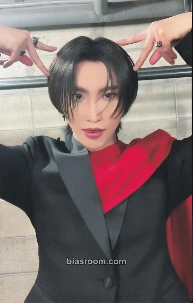 Seonghwa NOT OKAY Photocard - ATEEZ - ATEEZ K-pop photocard