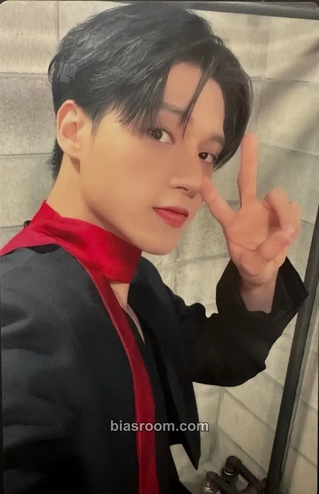 Wooyoung NOT OKAY Photocard - ATEEZ - ATEEZ K-pop photocard