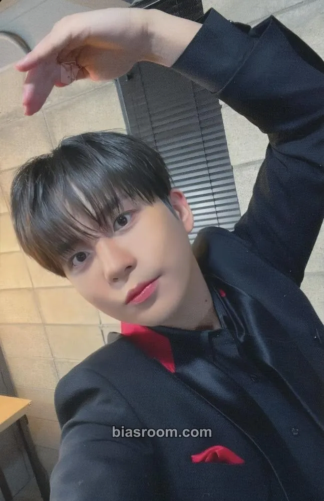 Jongho NOT OKAY Photocard - ATEEZ - ATEEZ K-pop photocard