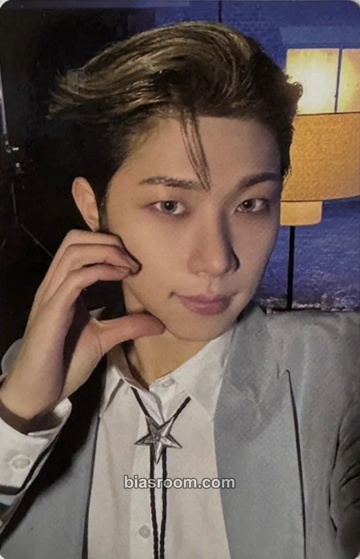 Hyunwoo HOUSE OF TRICKY : SPUR Photocard - xikers - xikers K-pop photocard