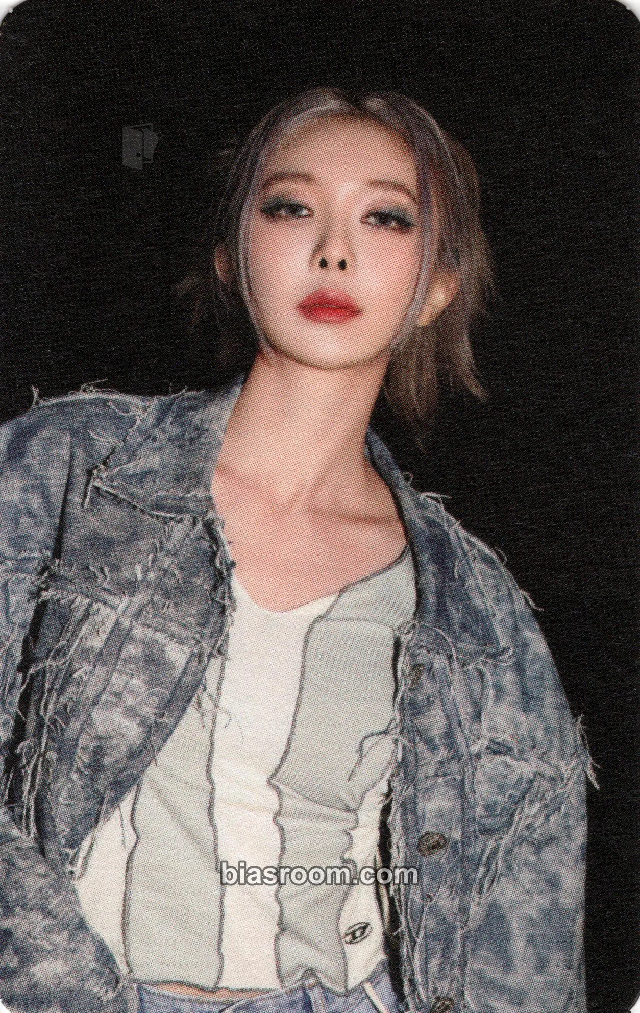Dami Apocalypse : From us Photocard - Dreamcatcher - Dreamcatcher K-pop photocard