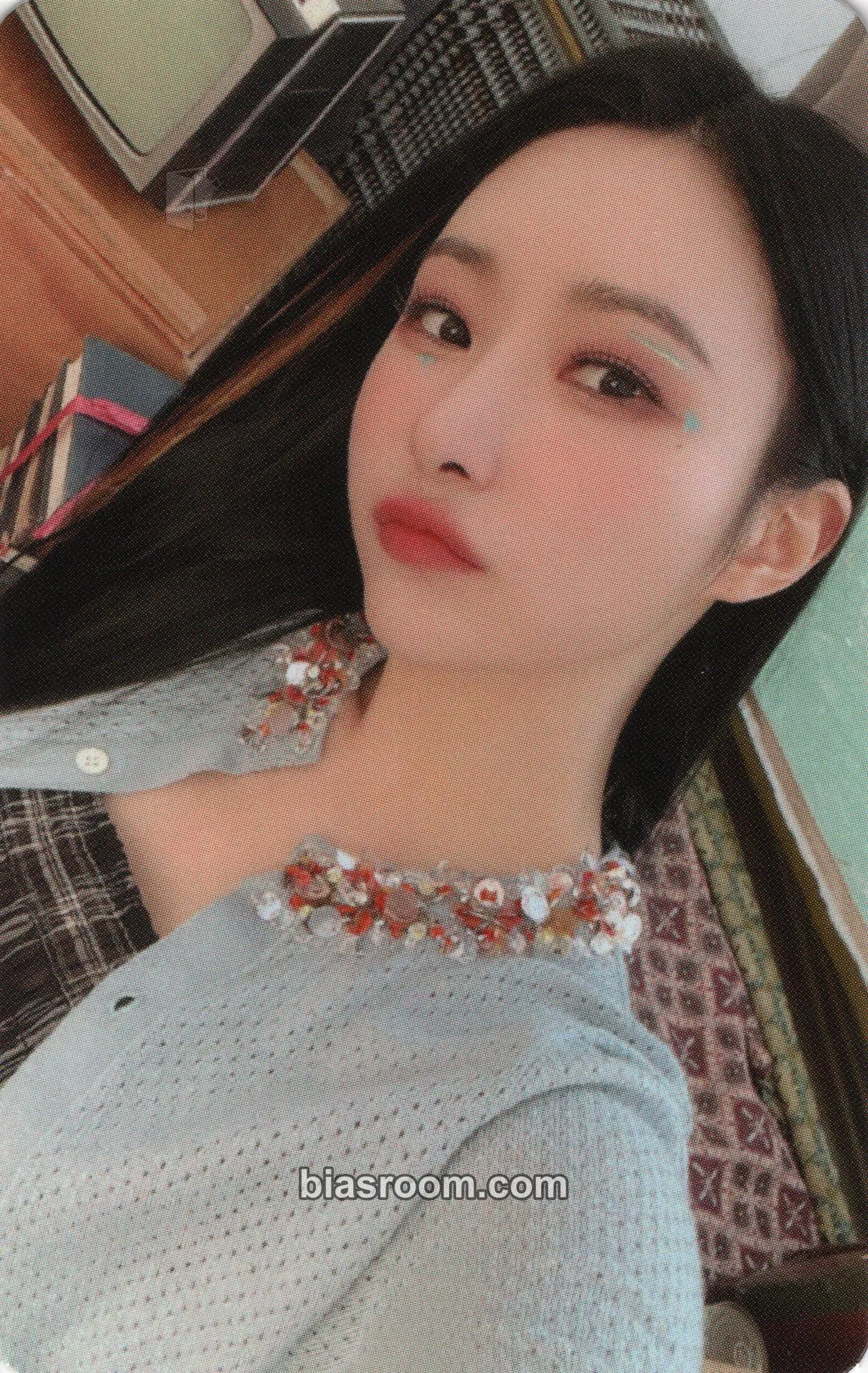 SuA Apocalypse : From us Photocard - Dreamcatcher - Dreamcatcher K-pop photocard