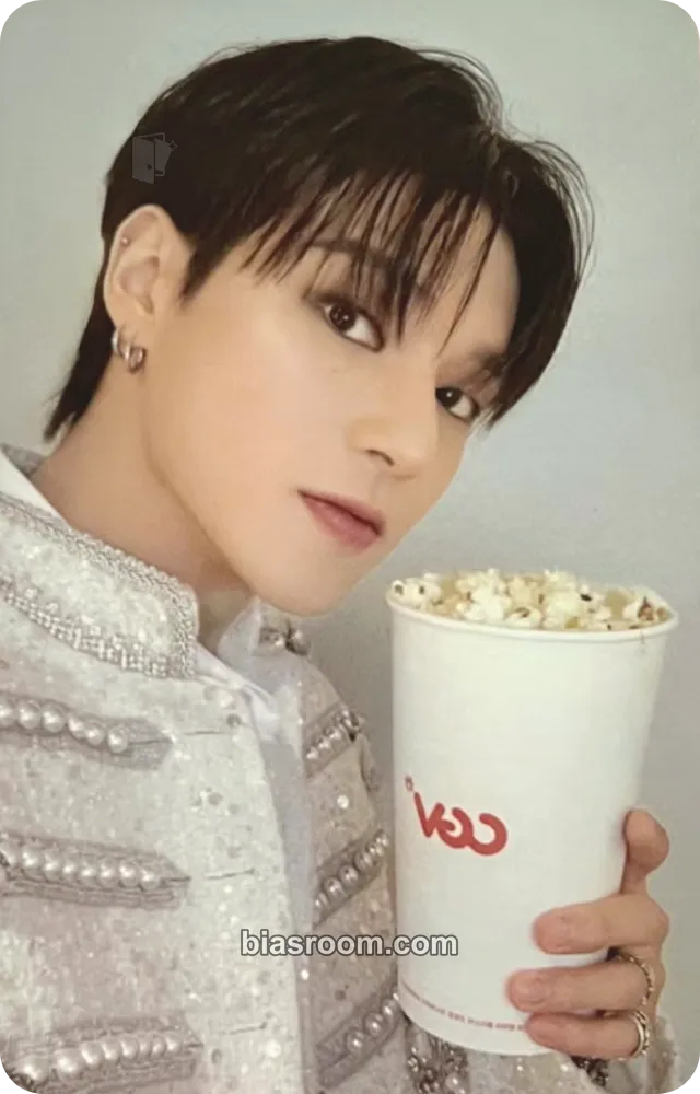 Wooyoung Towards The Light : Will to Power in Cinema Photocard - ATEEZ - ATEEZ K-pop photocard