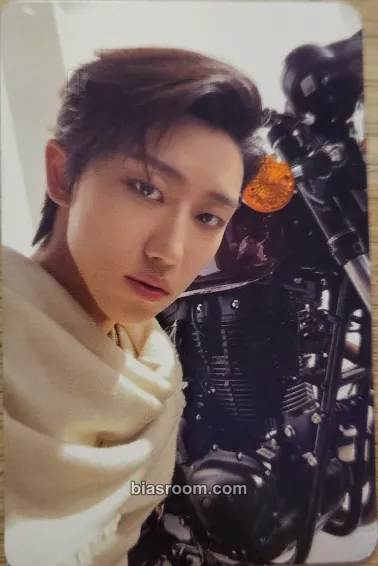 The8 Face the Sun Photocard - SEVENTEEN - SEVENTEEN K-pop photocard
