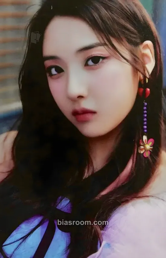Jiwoo AD MARE Photocard - NMIXX - NMIXX K-pop photocard