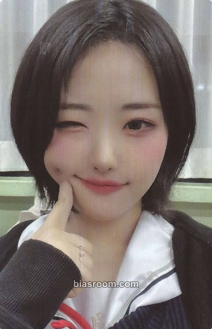 Hina Manito Photocard - QWER - QWER K-pop photocard