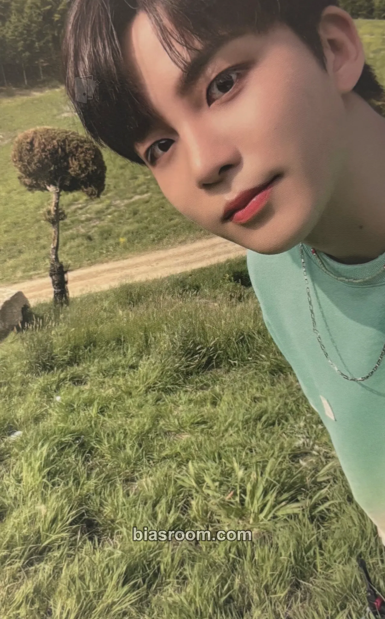 Jongho 2022 SUMMER PHOTOBOOK Photocard - ATEEZ - ATEEZ K-pop photocard