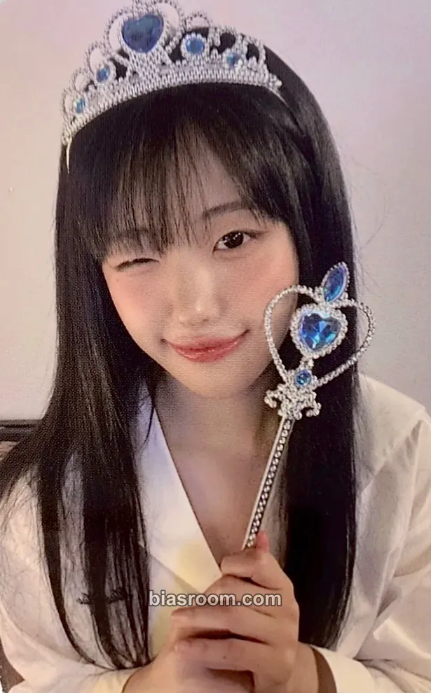 Hina Algorithm's Blossom Photocard - QWER - QWER K-pop photocard