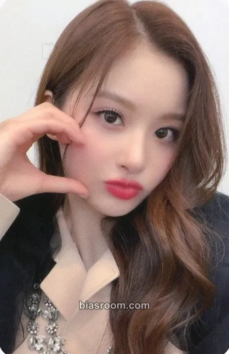 Sullyoon AD MARE Photocard - NMIXX - NMIXX K-pop photocard