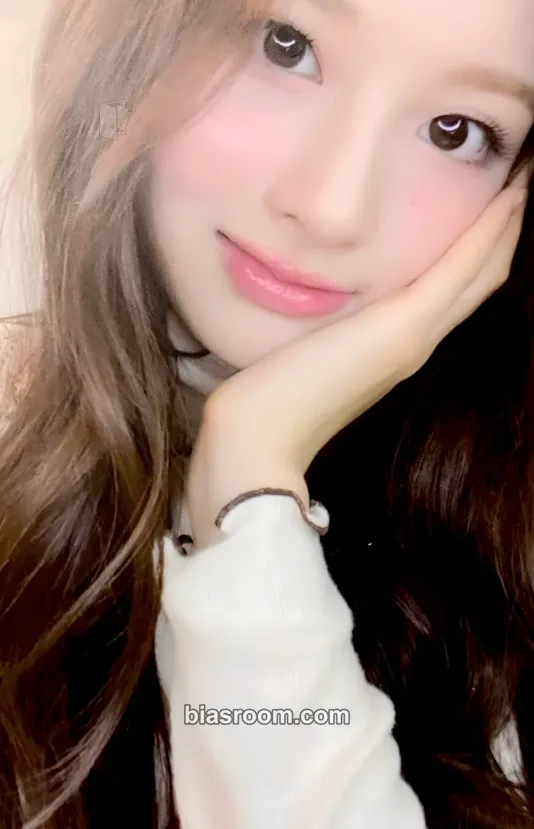 Sullyoon AD MARE Photocard - NMIXX - NMIXX K-pop photocard