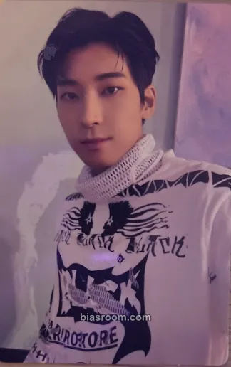 Wonwoo Attacca Photocard - SEVENTEEN - SEVENTEEN K-pop photocard