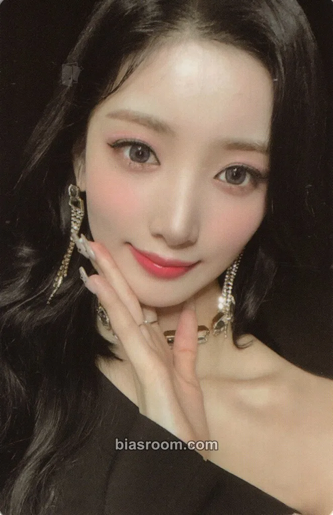 Yuki Cabin Fever Photocard - PURPLE KISS - PURPLE KISS K-pop photocard
