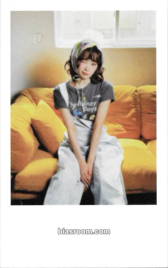 Kim Chaewon 2026 Season's Greetings ‘The Daily Fim’ Photocard - LE SSERAFIM - LE SSERAFIM K-pop photocard