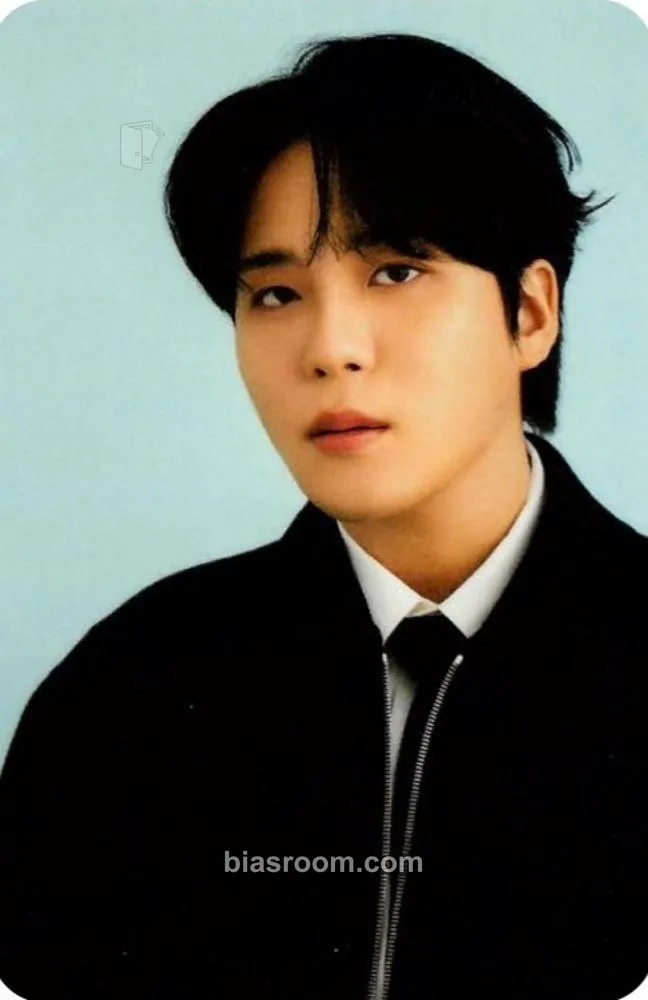 Jongho CREA 2025 Spring Magazine Cover: Ateez Photocard - ATEEZ - ATEEZ K-pop photocard