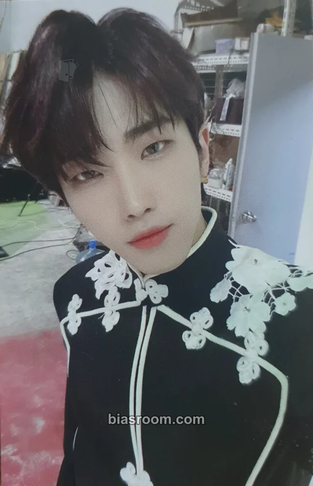 The Kingdom - Arthur - History of Kingdom : PartⅡ. Chiwoo Album album photocard dawn version
