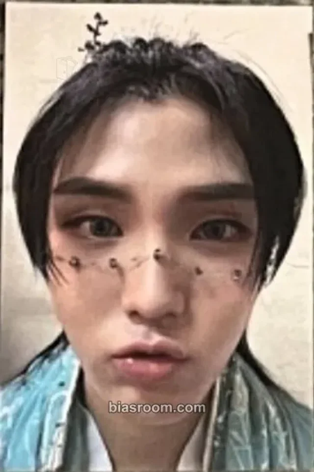 The Kingdom - Arthur - History of Kingdom : PartⅡ. Chiwoo Album album photocard dawn version