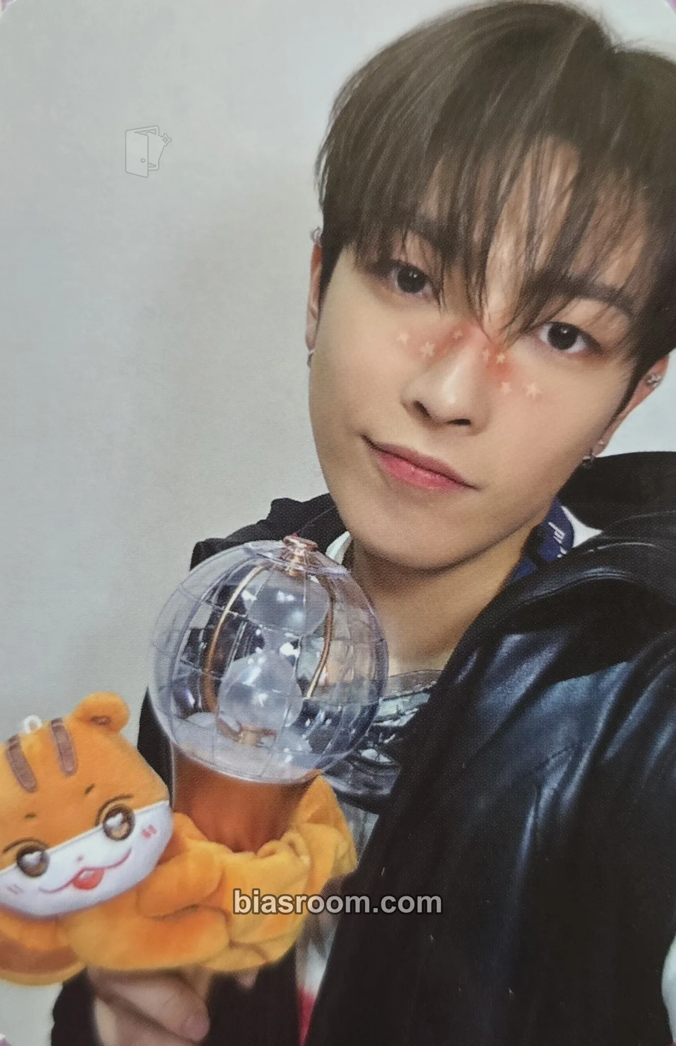 Hongjoong ANITEEZ IN TREASURE Photocard - ATEEZ - ATEEZ K-pop photocard