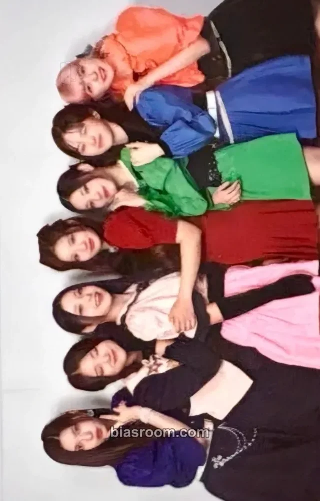 NMIXX - Other merch photocard tin case kcon