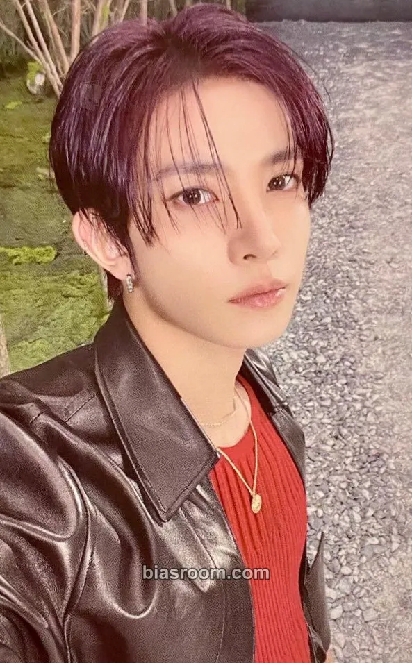 Heeseung 'WALK THE LINE' World Tour Photocard - ENHYPEN - ENHYPEN K-pop photocard