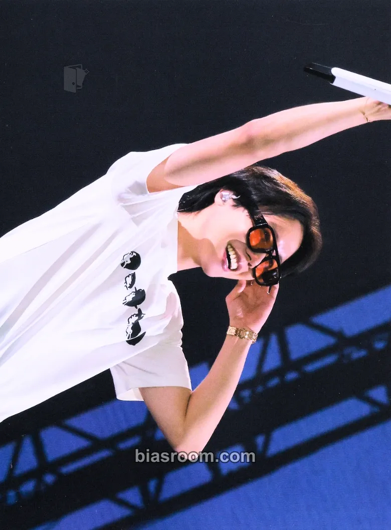 j-hope Hope On The Stage in Japan Bluray & Digicode Photocard - BTS - BTS K-pop photocard