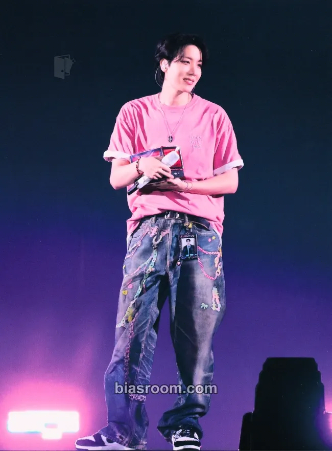 j-hope Hope On The Stage in Japan Bluray & Digicode Photocard - BTS - BTS K-pop photocard