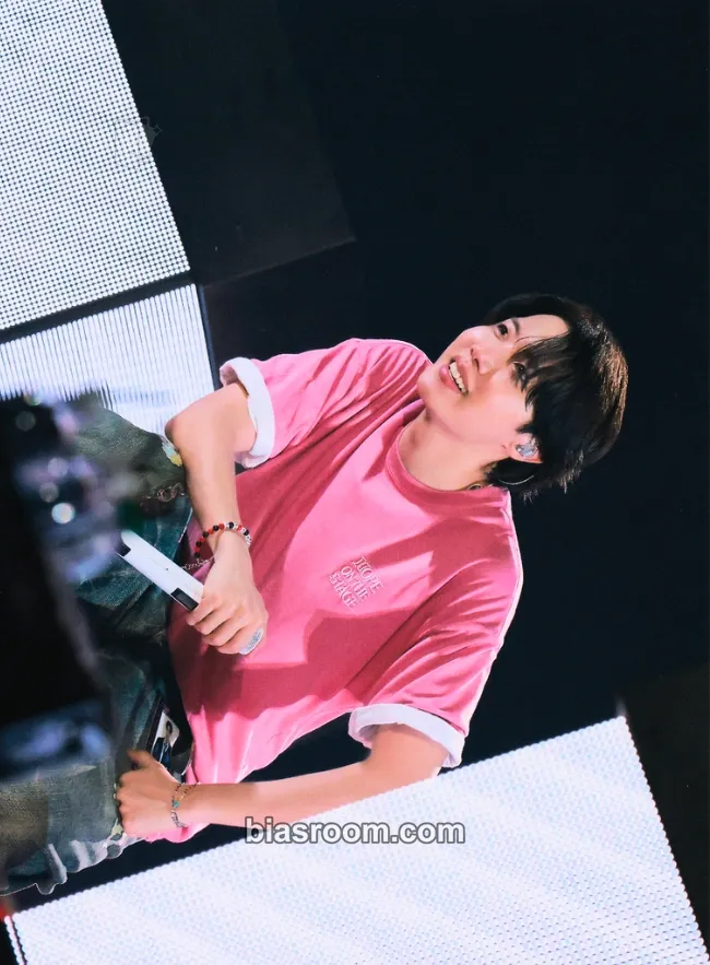 j-hope Hope On The Stage in Japan Bluray & Digicode Photocard - BTS - BTS K-pop photocard