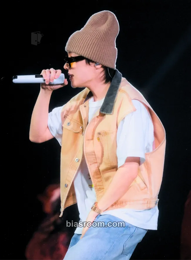 j-hope Hope On The Stage in Japan Bluray & Digicode Photocard - BTS - BTS K-pop photocard