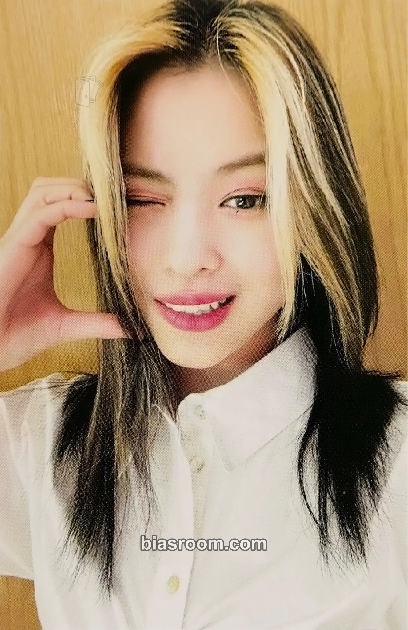 Ryujin Crazy in Love Photocard - ITZY - ITZY K-pop photocard