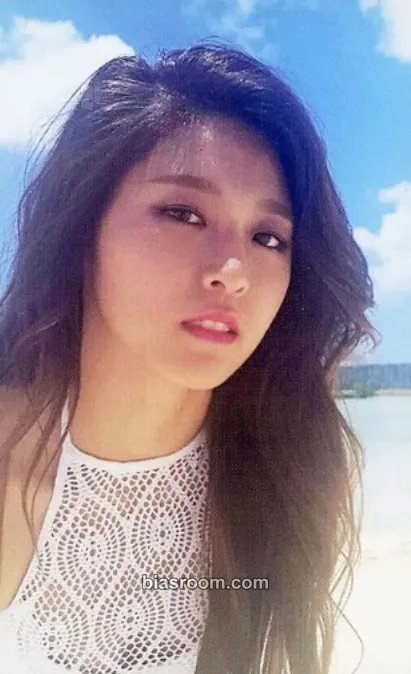 Seolhyun Good Luck Photocard - AOA - AOA K-pop photocard