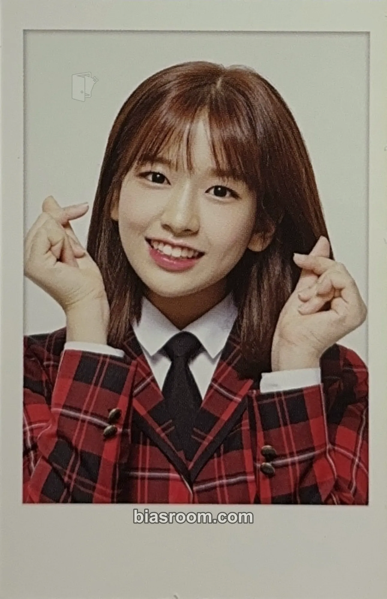 Yujin IZ*ONE X SKOOLOOKS Photocard - IZ*ONE - IZ*ONE K-pop photocard