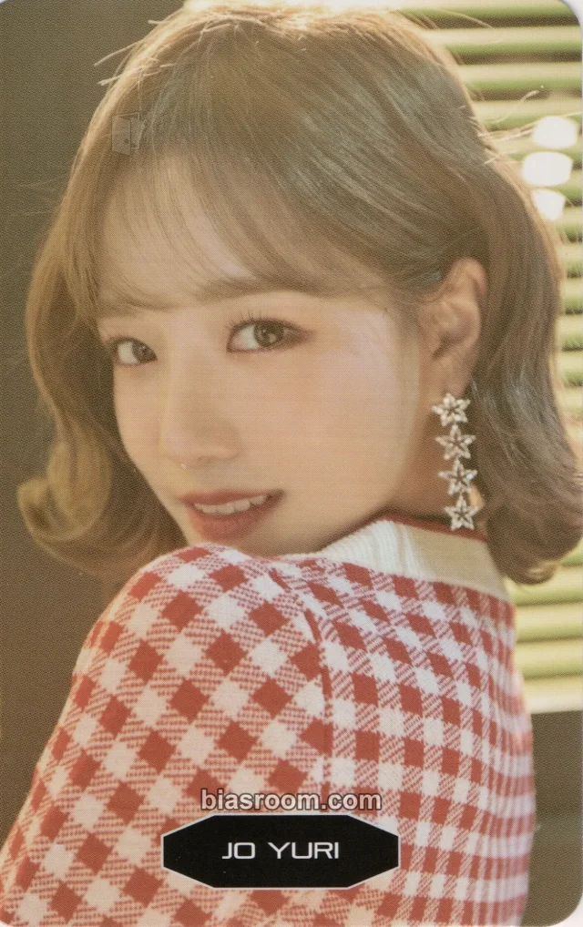IZ*ONE - Jo Yuri - ZERO:ATTITUDE Album album photocard