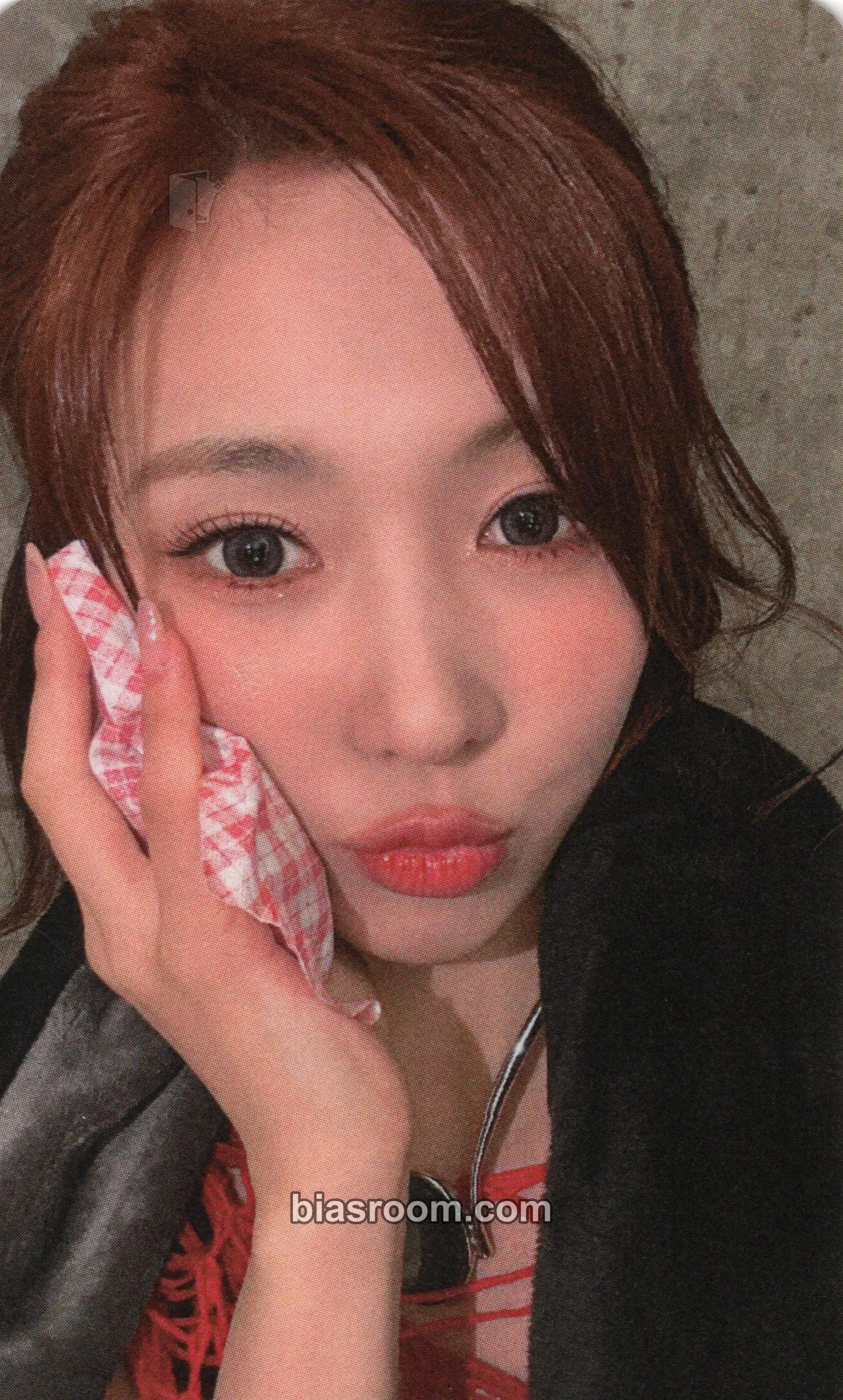 Yoohyeon Apocalypse : From us Photocard - Dreamcatcher - Dreamcatcher K-pop photocard