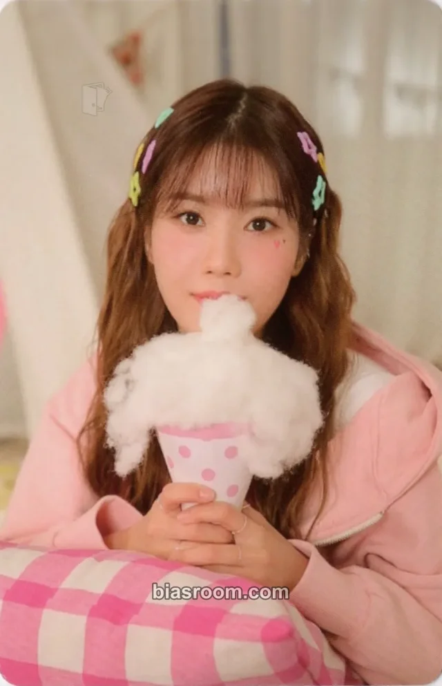 IZ*ONE - Kwon Eunbi - SPRING COLLECTION 2020 “SECRET DIARY” Other A version AR photocard