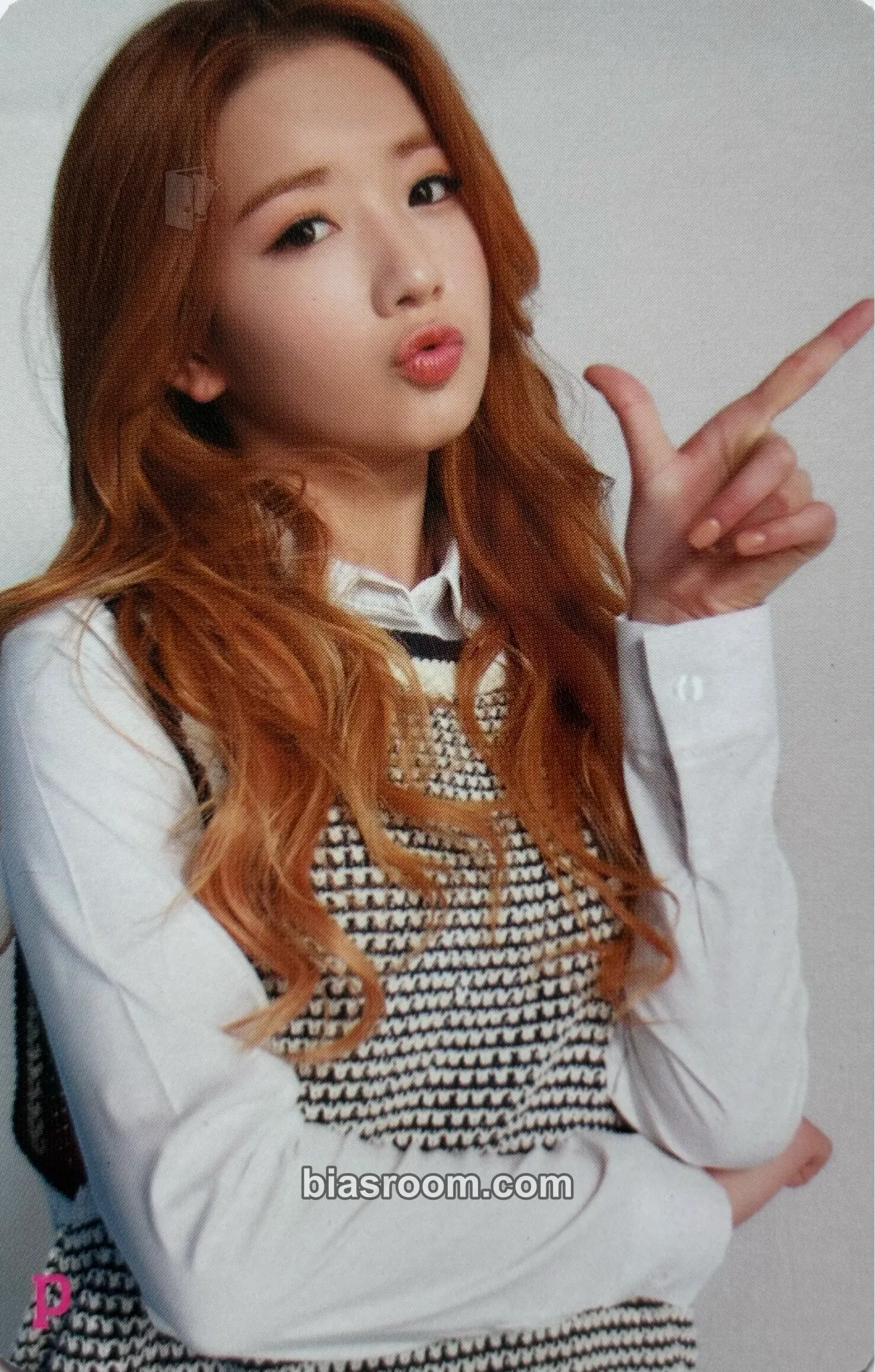 Bomi Pink Blossom Photocard - Apink - Apink K-pop photocard
