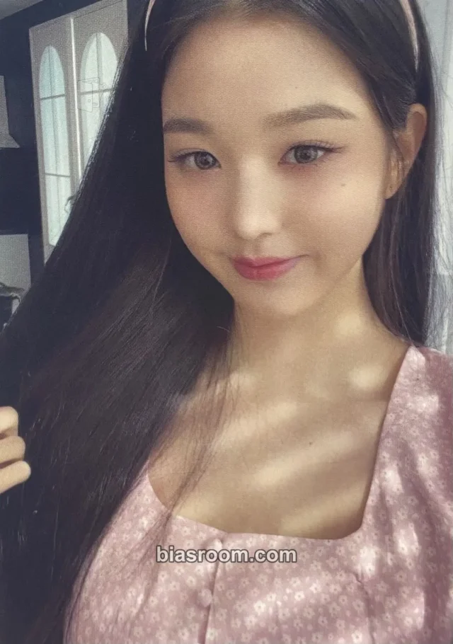 IZ*ONE - Wonyoung - DICON VOLUME 12 “SHALL WE DANCE?” Other photocard set